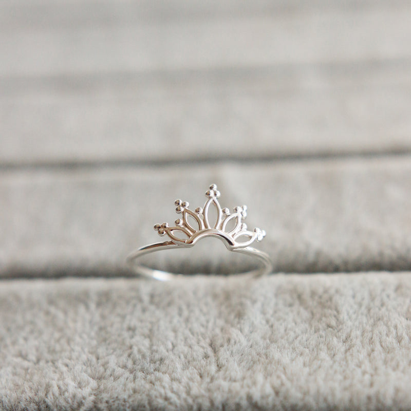 Queen Ring