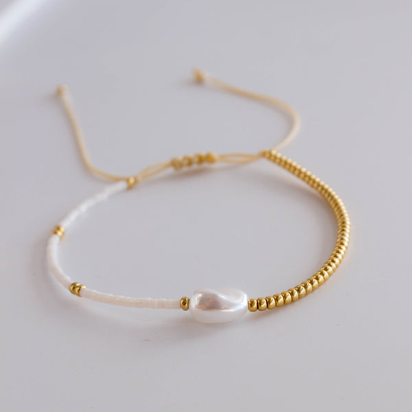 Goldy Beauty Bracelet