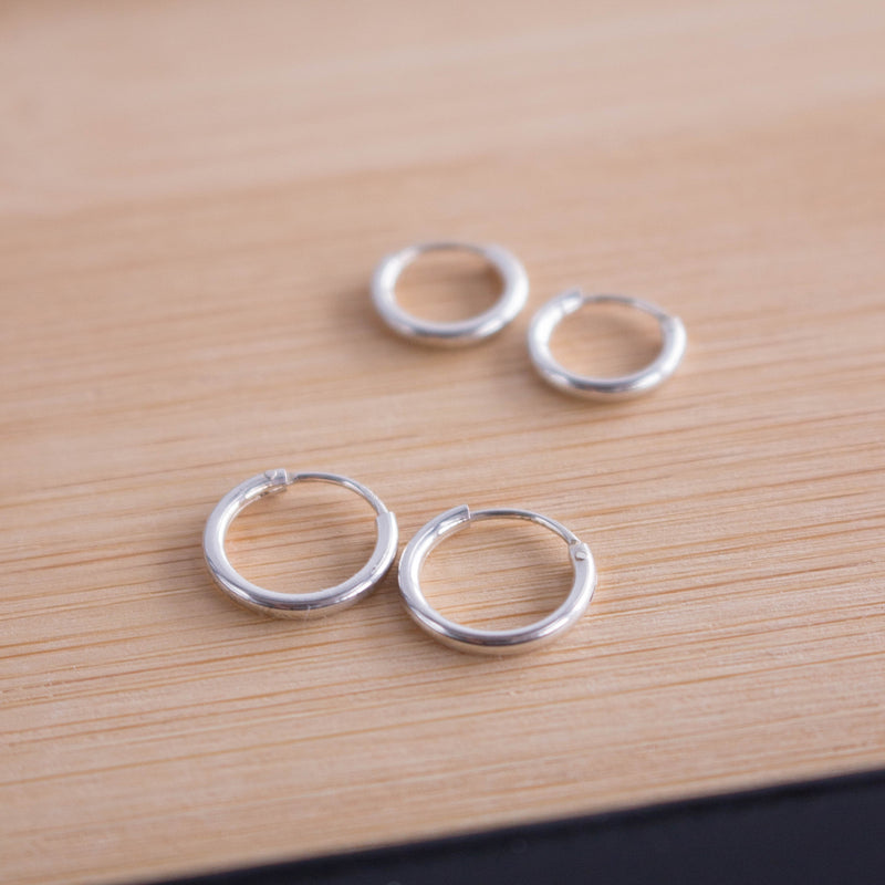 Mini loop Earrings